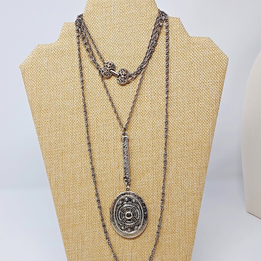Vintage Locket Victorian Revival Look Aged Silver Tone Double Chain Oval 2 Photo